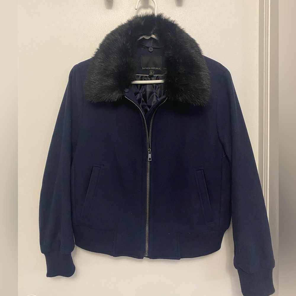 SALE! Navy Blue Banana Republic bomber jacket, with removable faux fur collar.